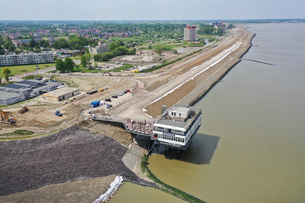 47942420992_4b93b44afb_b